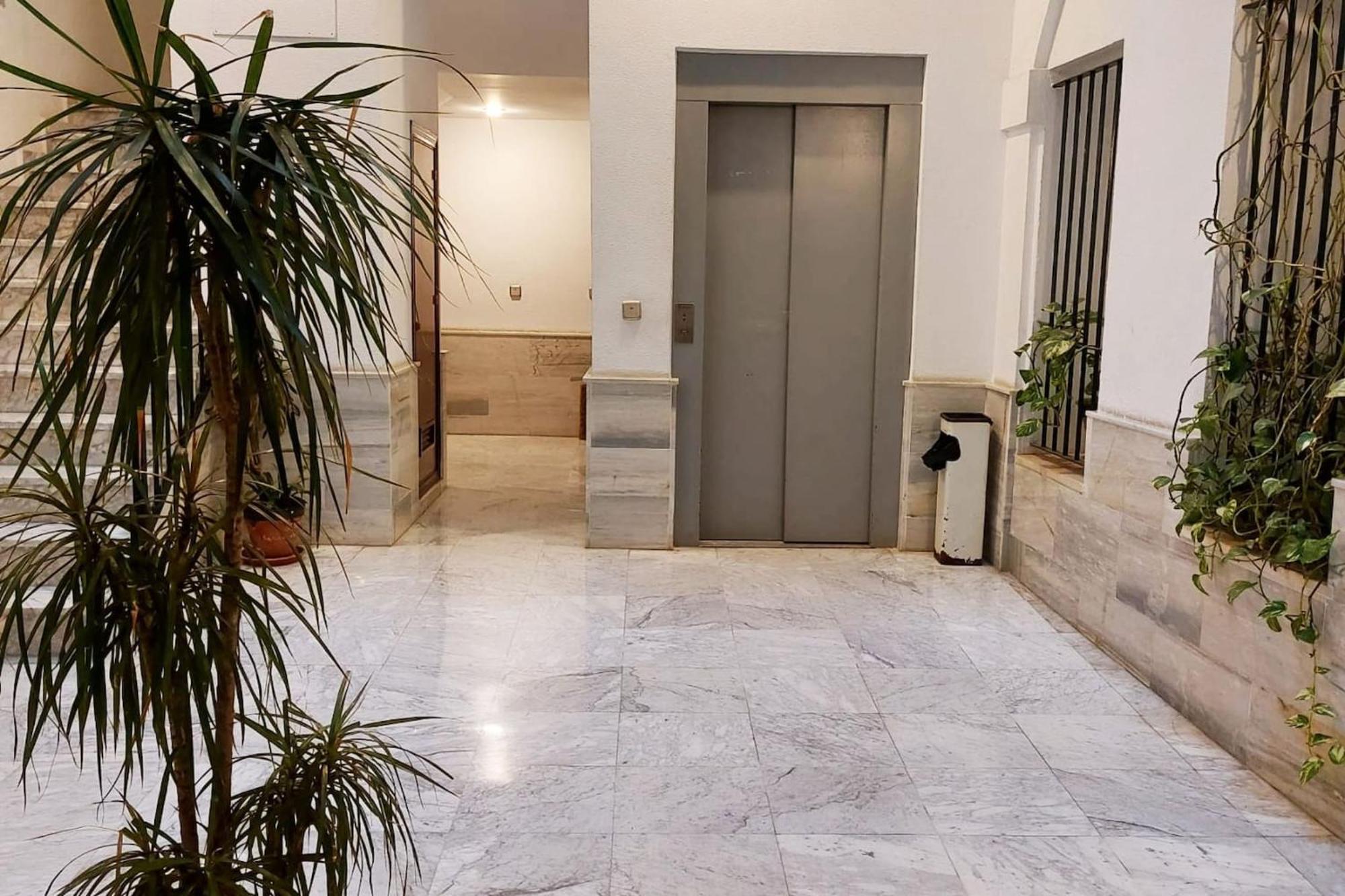 Hidden Gem Cristalera Benjumeda In Cadiz Centro Lägenhet Exteriör bild